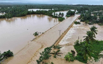 На Филиппинах из-за наводнений эвакуировали свыше 300 тысяч человек, есть погибшие