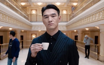 «Не иноагент ли Соловьев?»: Нурлан Сабуров впервые пошутил о запрете на въезд в Россию на концерте в Таиланде