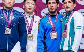 Узбекистан завершил ЧА по спортивной борьбе с семью медалями