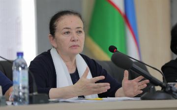 В Узбекистане замминистра здравоохранения опровергла информацию о скрытии смерти роженицы