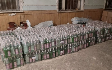 В Сурхандарье накрыли тайный цех по производству алкоголя