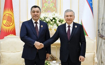 Мирзиёев созвонился с Жапаровым