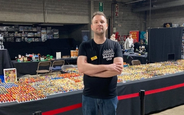 Бельгиец собрал крупнейшую коллекцию минифигурок Lego в мире