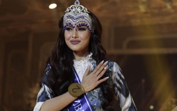 "Miss Cosmoworld 2022" go'zallik tanlovida o'zbekistonlik qiz g'olib bo'ldi – foto