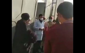 Минздрав прокомментировал ситуацию со скоплением людей в Зангиатинской больнице, которые не могут забрать тела своих близких уже несколько суток