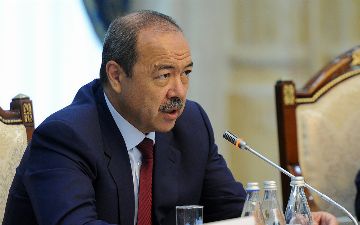 Абдулла Арипов заявил, что в Узбекистан проник и «африканский штамм» коронавируса