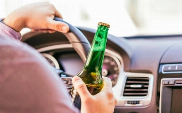 Сколько допустимо выпить алкоголя вечером, чтобы утром сесть за руль