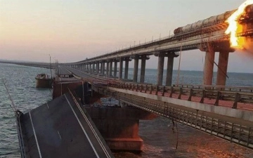 При подрыве грузовика на Крымском мосту погибли три человека