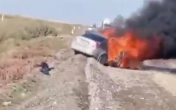 В Кашкадарье столкнулись две Lacetti, одна из них сгорела дотла — видео