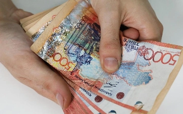 Курсы на 11 апреля: в Узбекистане подорожали все валюты, кроме тенге и иены