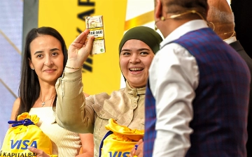 Главный приз акции «Килограмм денег» от Visa Kapitalbank получила девушка из Ташкента