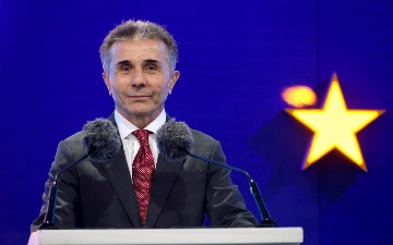 Кто из знаменитостей родился 18 февраля