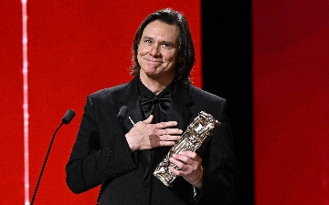 Появление Джима Керри на «Сезаре» вызвало волну конспирологии в соцсетях