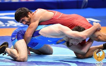 Узбекские спортсмены завоевали четыре медали на чемпионате Азии по вольной борьбе