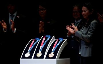 Теперь Олимпийские призеры будут сами надевать на себя медали на Играх в Токио