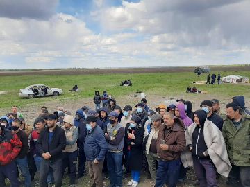 МИД вновь попросил узбекистанцев не скапливаться на границе соседних стран