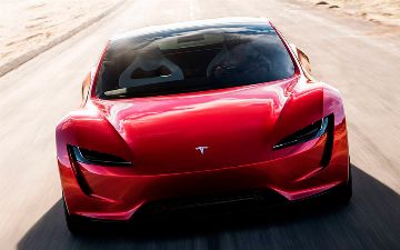 Новая Tesla Roadster будет разгоняться до сотни за секунду
