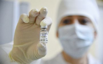 Сколько узбекистанцев привились от коронавируса за вчерашний день