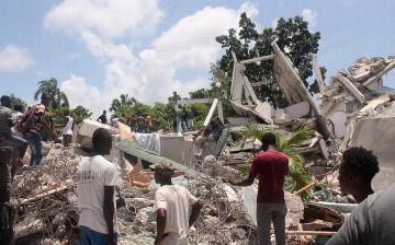 На Гаити произошло сильное землетрясение. Погибли более 300 человек - видео