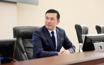 «Министр не лечит, министр управляет, и реформы министерству нужны жесткие»: как блогеры отреагировали на назначение Бехзода Мусаева