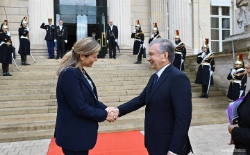 Шавкат Мирзиёев встретился с председателем Национального собрания Франции