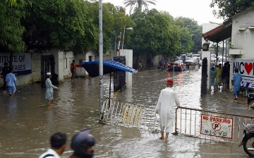 Из-за наводнений и оползней в Пакистане погибли 50 человек 
