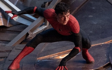 Том Холланд получил травму на съемках нового «Человека-паука»