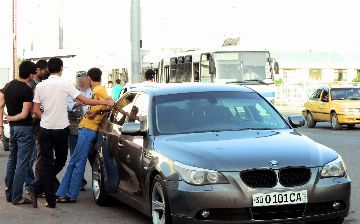 В Узбекистане продлили срок пребывания иностранных авто без взимания штрафных санкций 