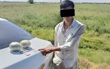 В Навои задержали иностранца с крупной партией опия