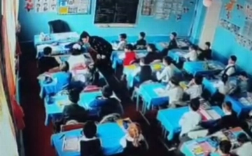 В Хорезме уволили и оштрафовали учителя, избившую школьников