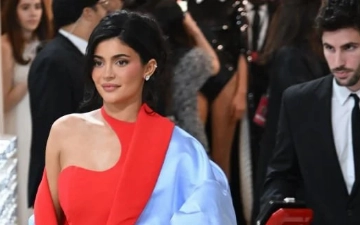 Итальянскую модель уволили за три дня до Met Gala из-за его красоты