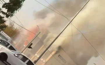 В Ташкенте произошел крупный пожар в здании