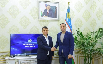 Официально: Тимур Кападзе назначен главным тренером «Навбахора»