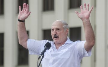 «Зажрались, поэтому поставим на место»: Лукашенко пообещал ответить на возможные санкции против Беларуси