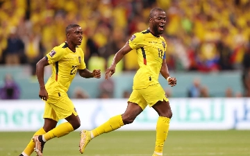 Катар проиграл Эквадору в матче открытия ЧМ-2022 — видео