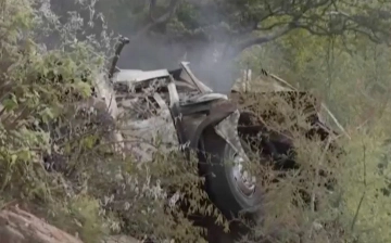 На севере ЮАР в результате падения автобуса с моста погибли 45 человек