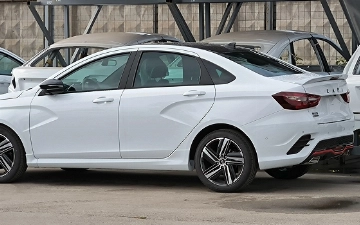 Новую LADA Vesta Sportline показали вживую