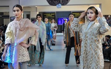 В Фергане прошел показ мод для формирования вкуса молодежи на основе национальных ценностей