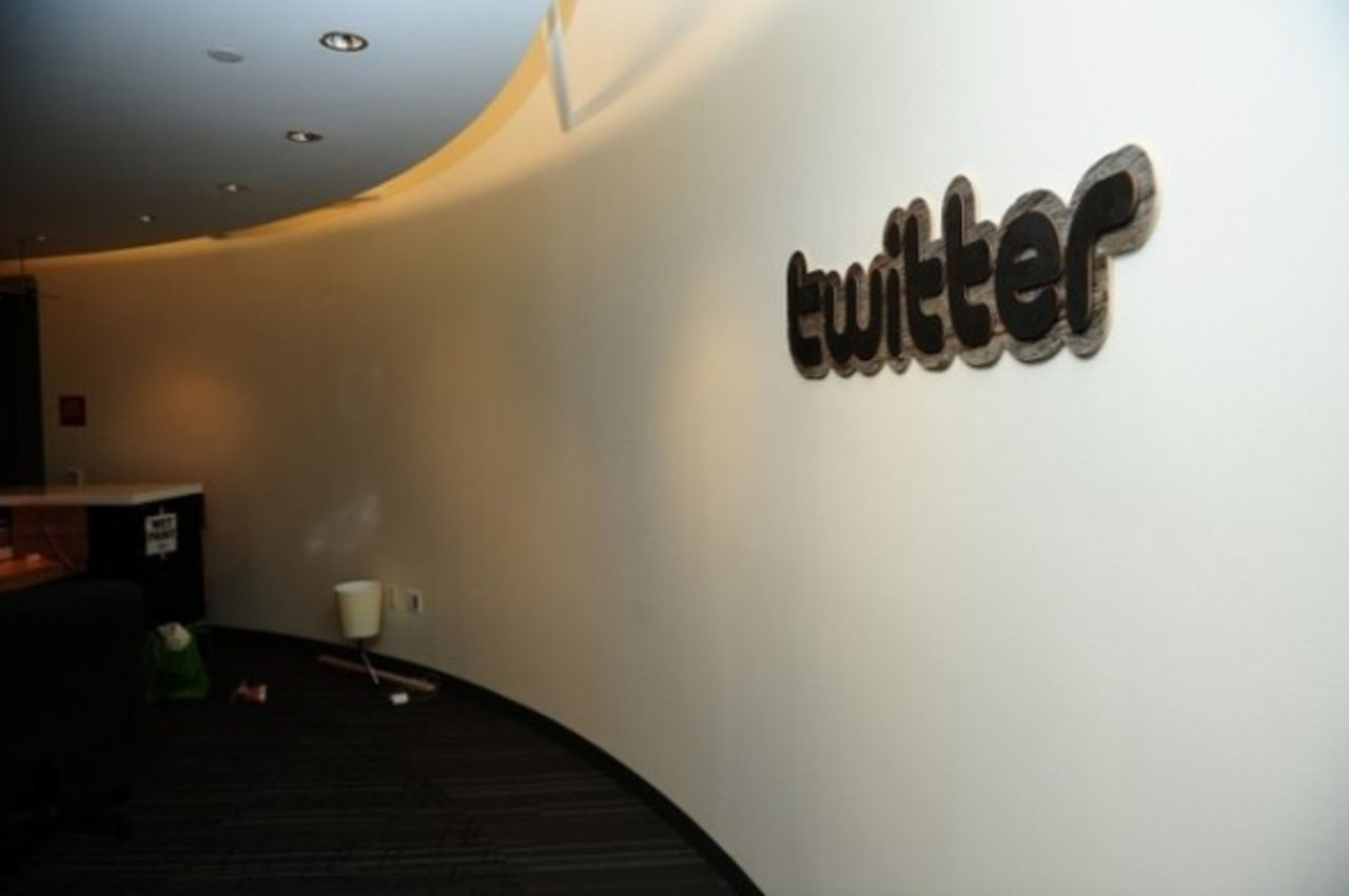 Twitter получил прибыль впервые за 12 лет
