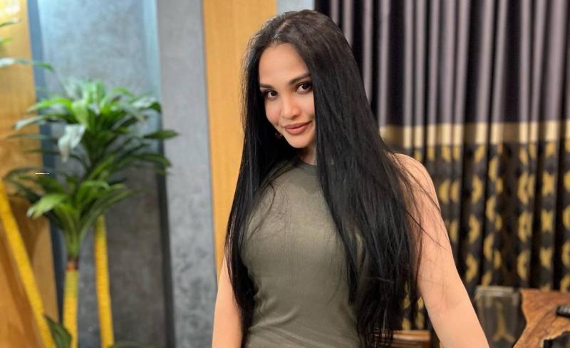 Луиза Расулова подготовилась и навестила маму в больнице
